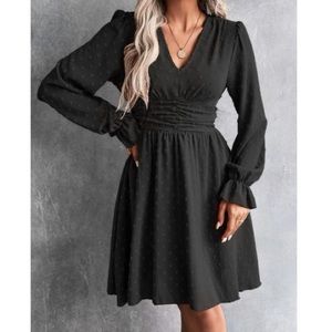 Swiss dot flounce sleeve dress